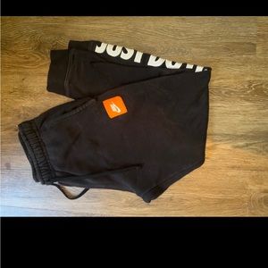 Men’s small sweatpants